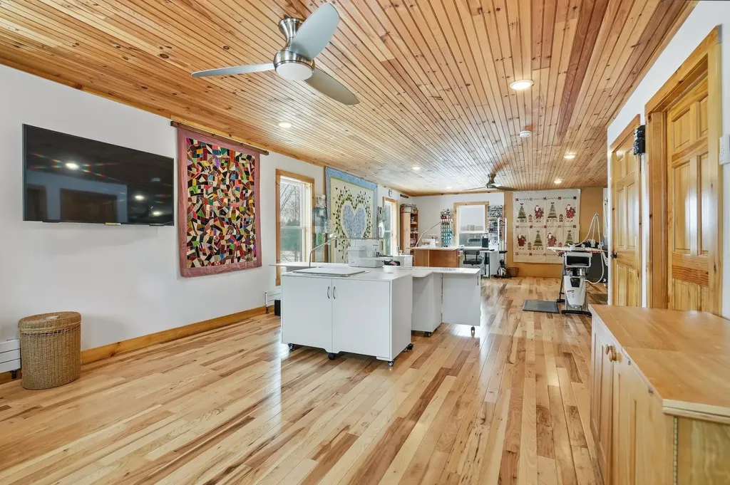 1090 Center Road Albany VT 05820