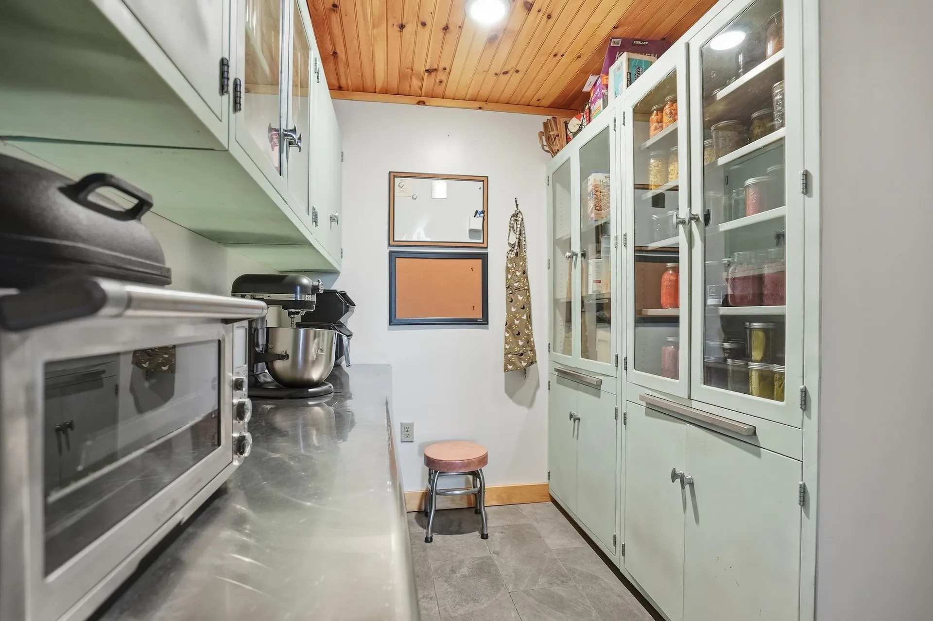 1090 Center Road Albany VT 05820