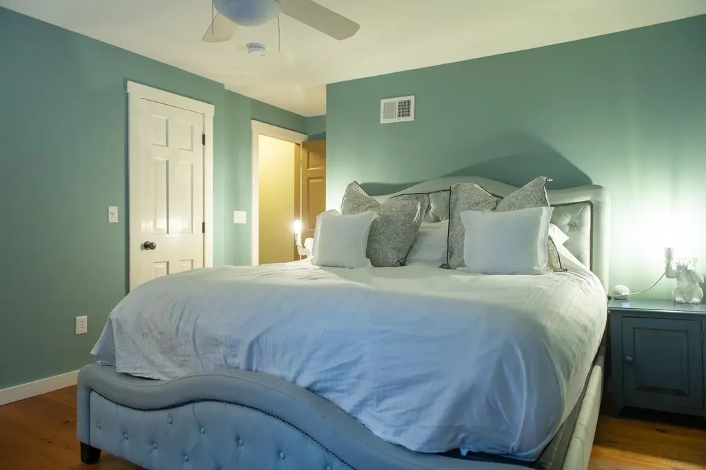 318 Upper Hollow Hill Road Stowe VT 05672