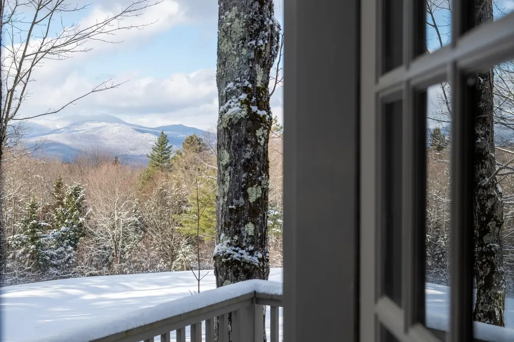 318 Upper Hollow Hill Road Stowe VT 05672