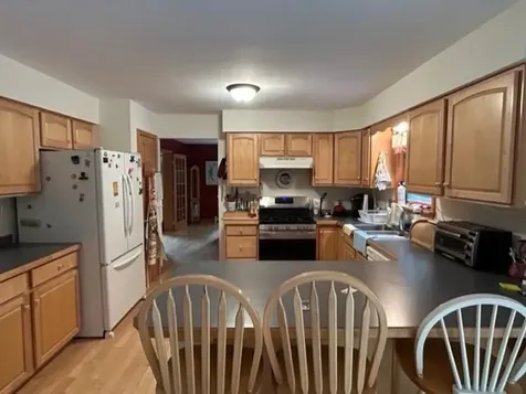 197 Burnt Hill Road New London NH 03257