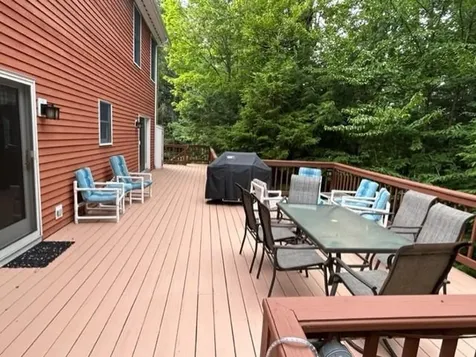 197 Burnt Hill Road New London NH 03257