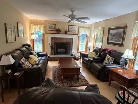 197 Burnt Hill Road New London NH 03257