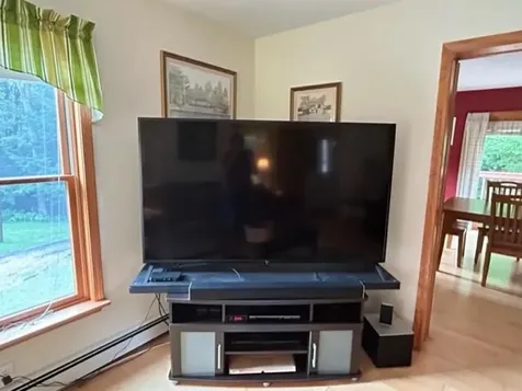 197 Burnt Hill Road New London NH 03257