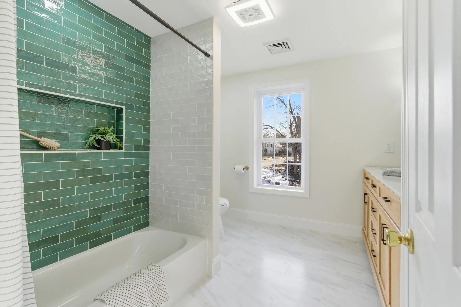 18 South Village Road Loudon NH 03307