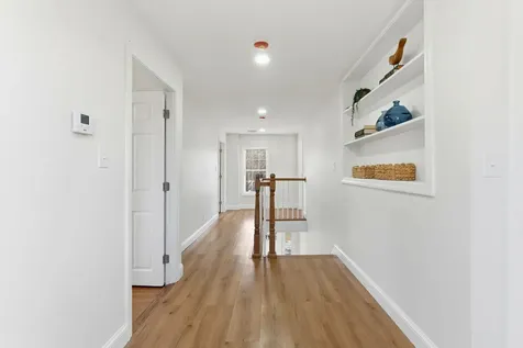 18 South Village Road Loudon NH 03307