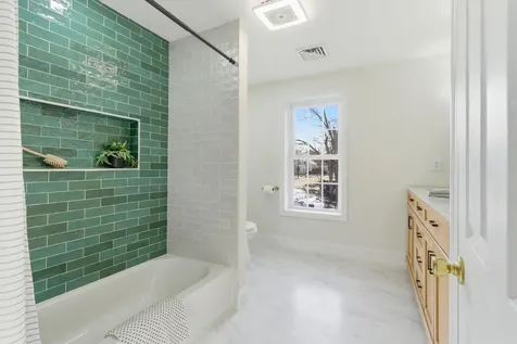 18 South Village Road Loudon NH 03307