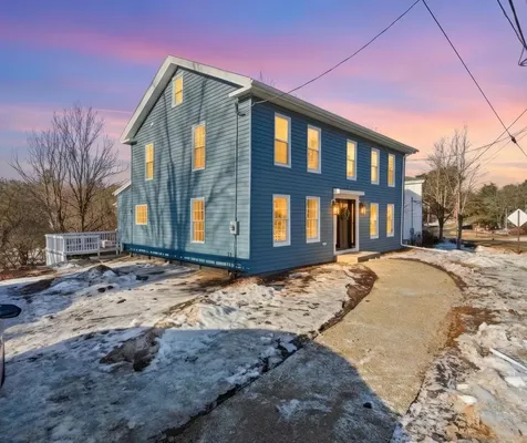 18 South Village Road Loudon NH 03307