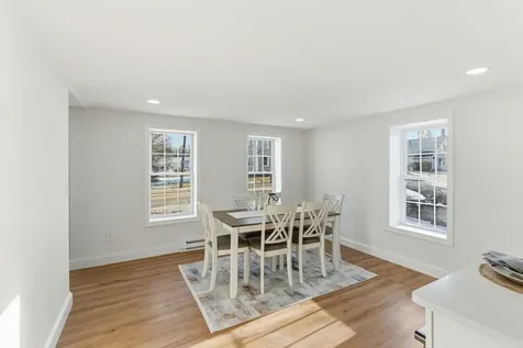 18 South Village Road Loudon NH 03307