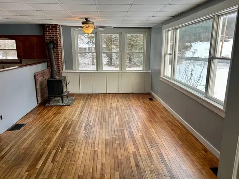 4349 Vt Rt14 Brookfield VT 05036