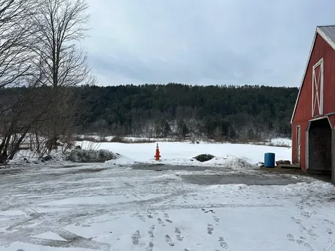 4349 Vt Rt14 Brookfield VT 05036