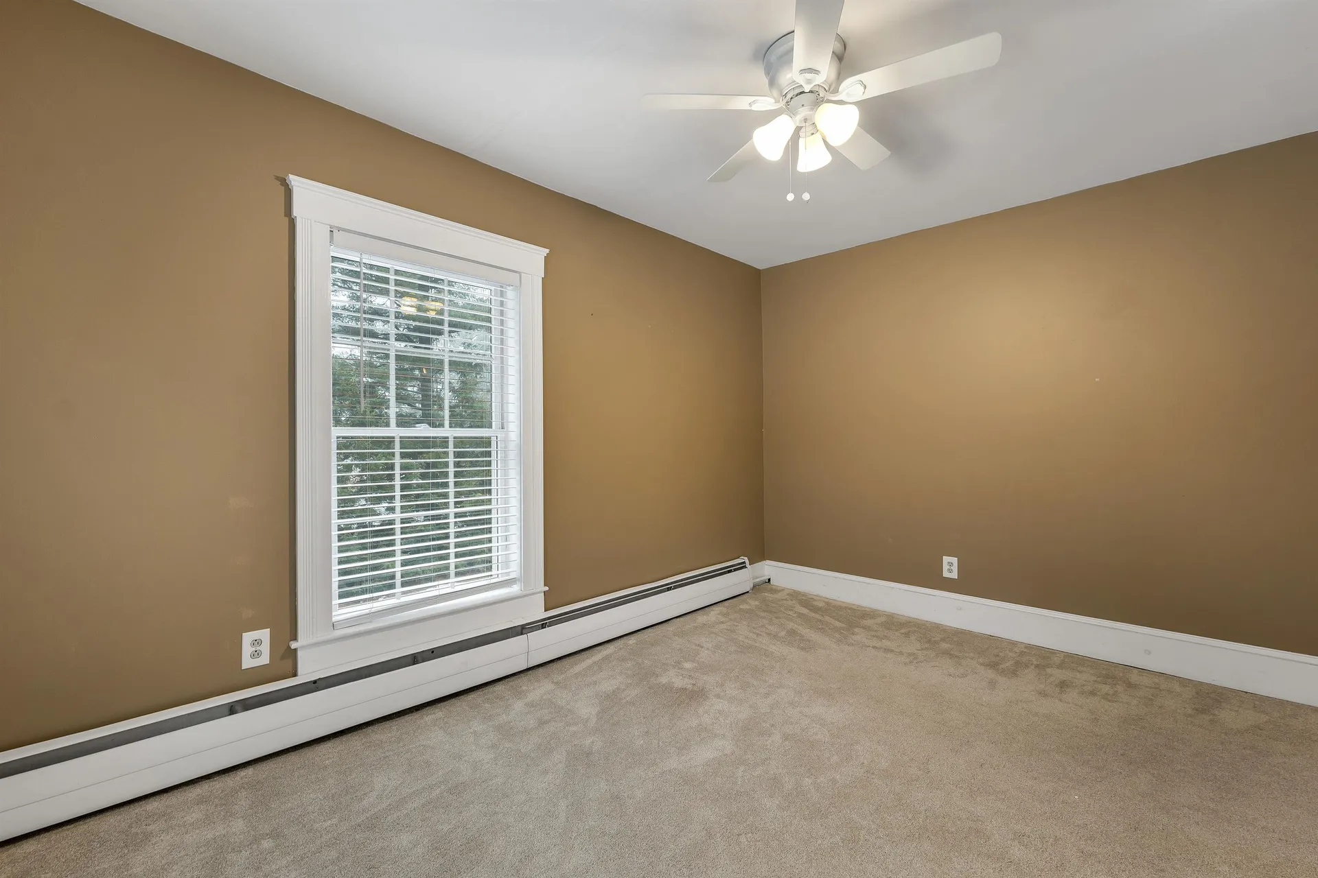 27 River Road Allenstown NH 03275