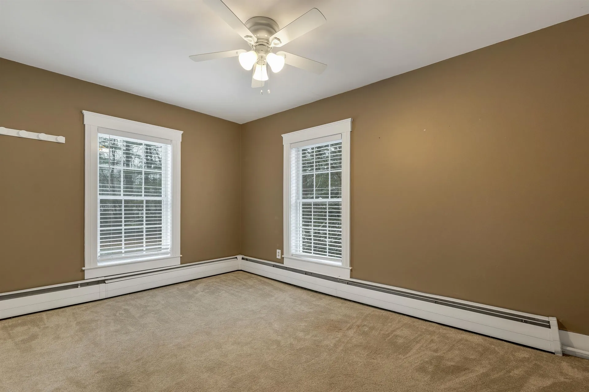 27 River Road Allenstown NH 03275