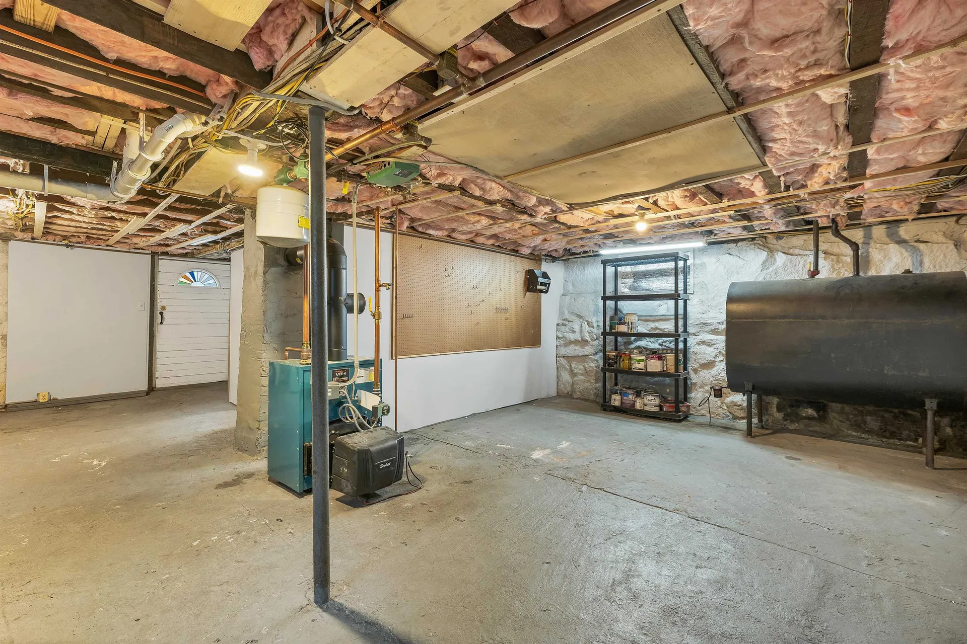 27 River Road Allenstown NH 03275