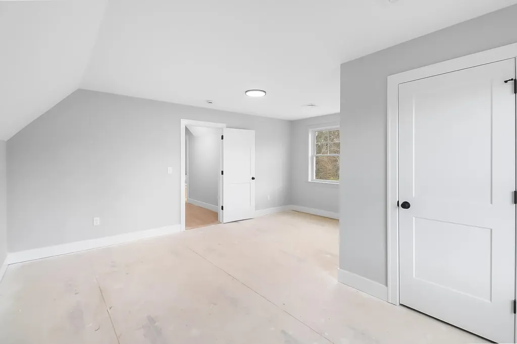 293 Sandown Road Fremont NH 03044