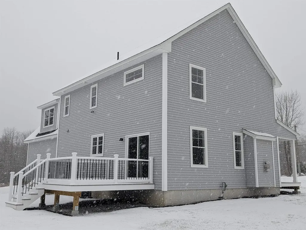 293 Sandown Road Fremont NH 03044