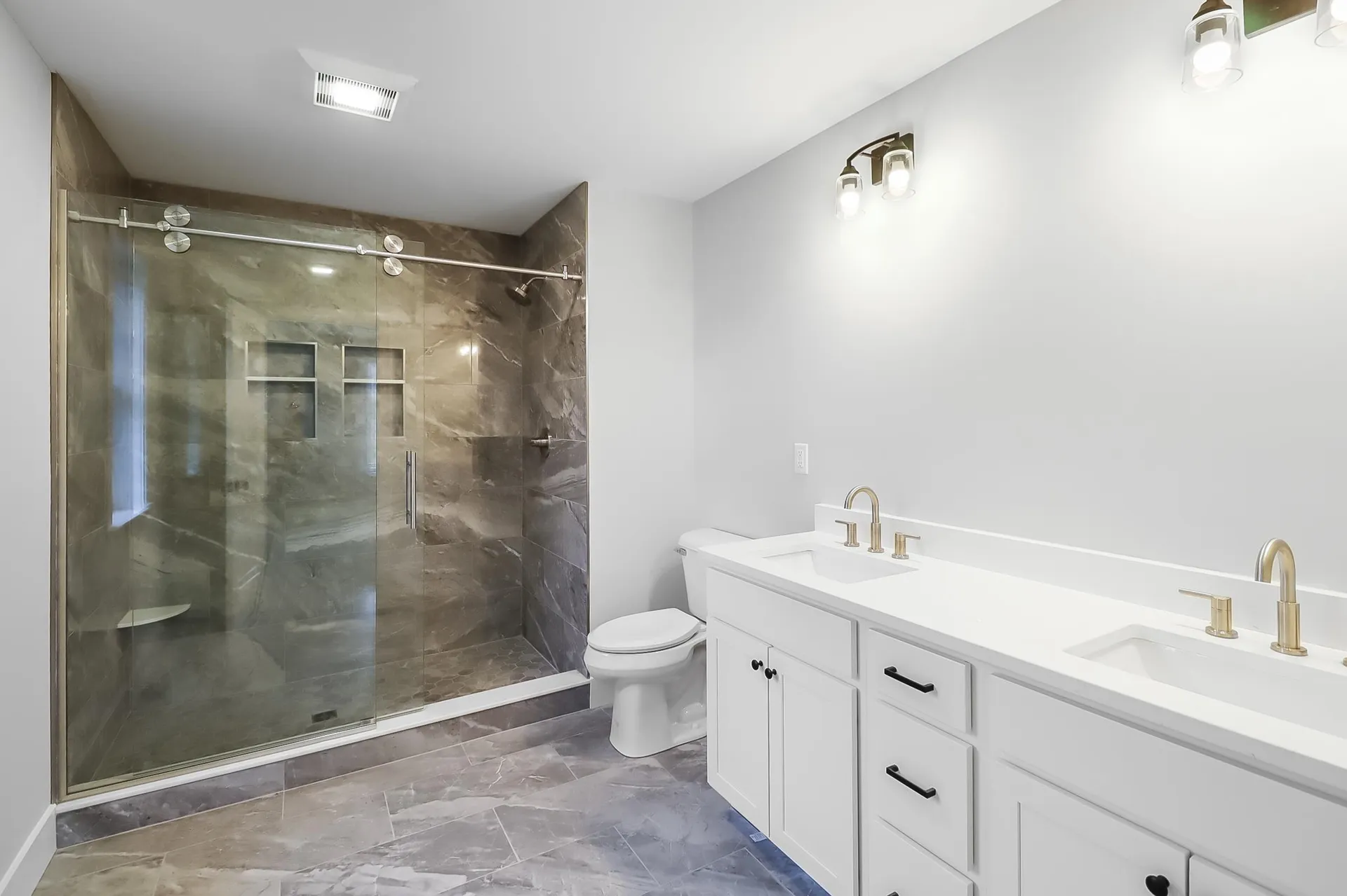 293 Sandown Road Fremont NH 03044