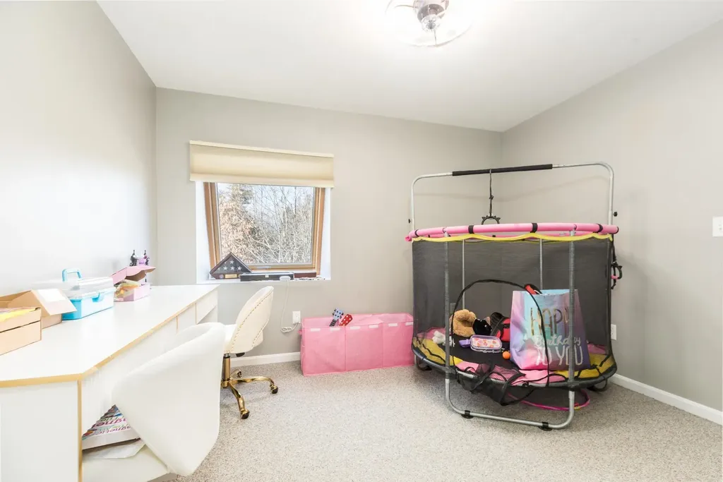 7 Kinsale Drive Rochester NH 03868