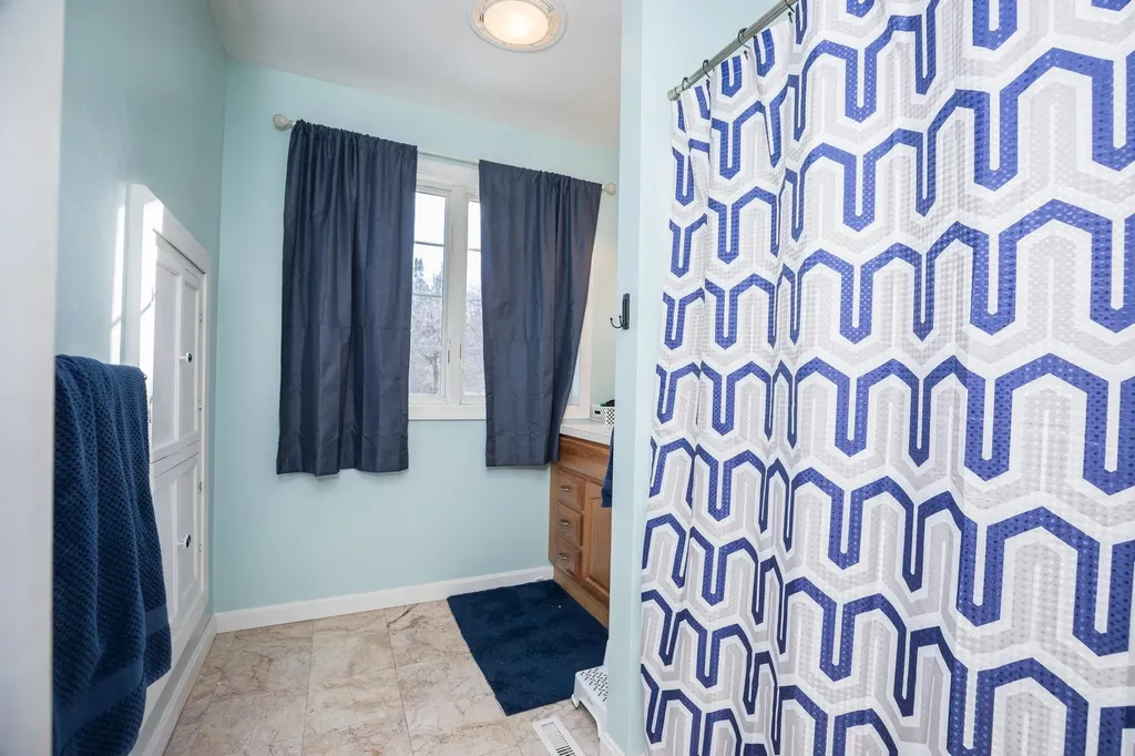 7 Kinsale Drive Rochester NH 03868