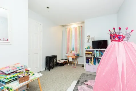 7 Kinsale Drive Rochester NH 03868