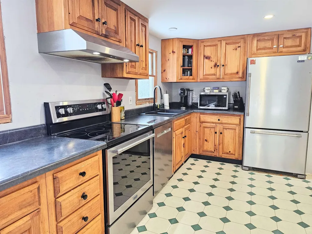 756 Turkey Mountain Road Jamaica VT 05343