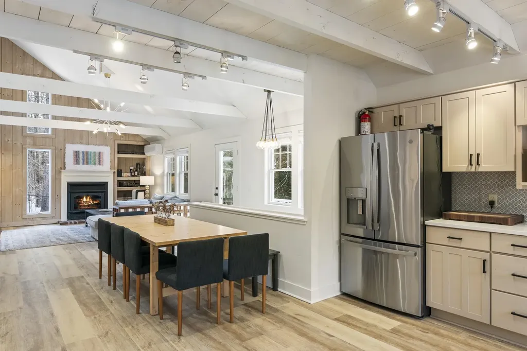 50 Mowing Way Wilmington VT 05363