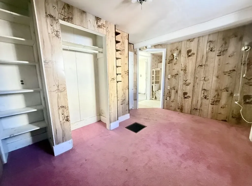 129 Grove Street Poultney VT 05764