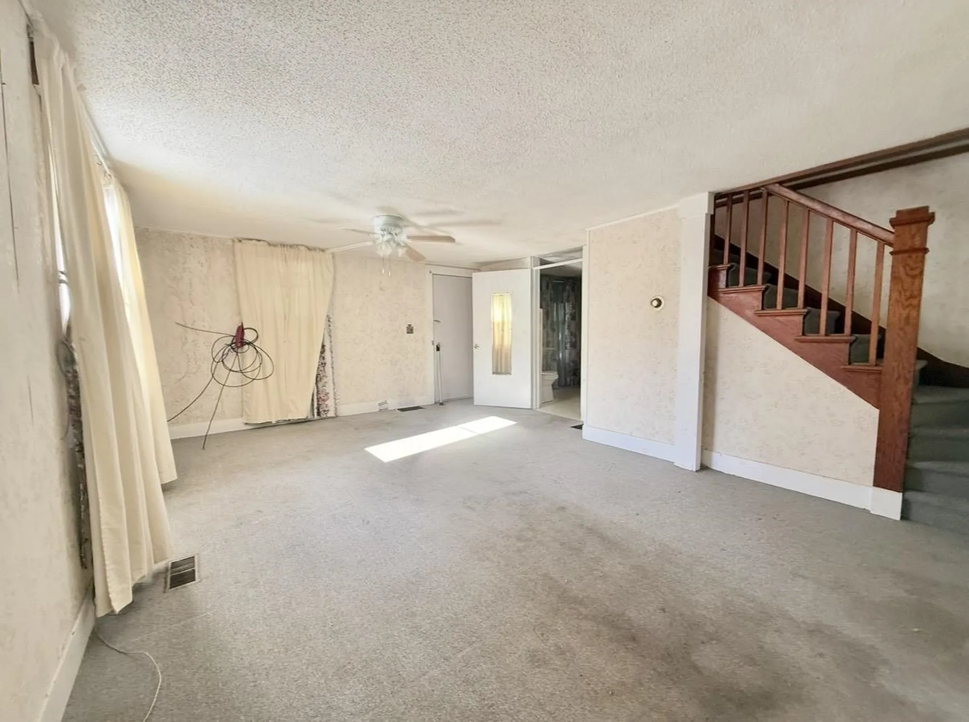 129 Grove Street Poultney VT 05764