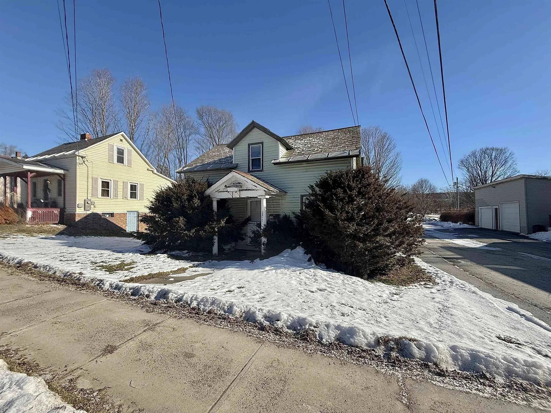 129 Grove Street Poultney VT 05764