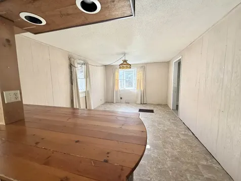 129 Grove Street Poultney VT 05764