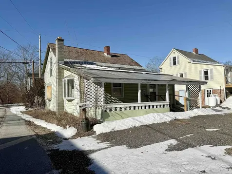 129 Grove Street Poultney VT 05764