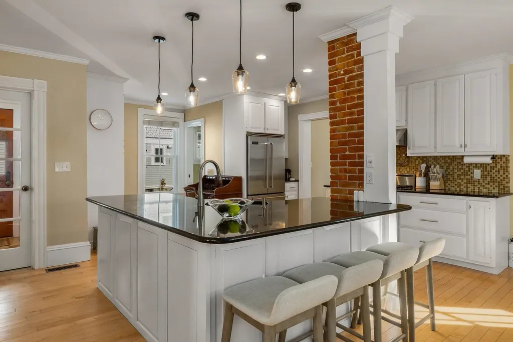6 Gill Street Exeter NH 03833