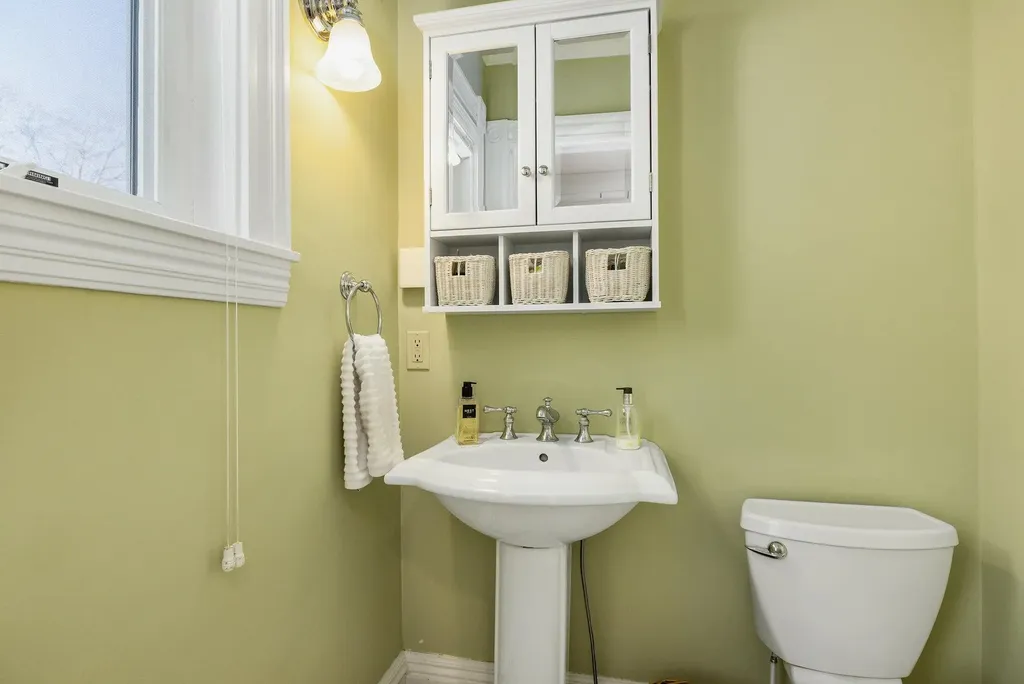 6 Gill Street Exeter NH 03833