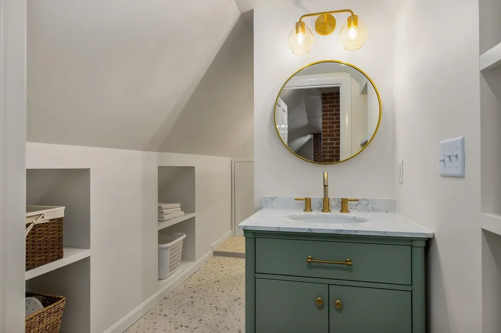 6 Gill Street Exeter NH 03833