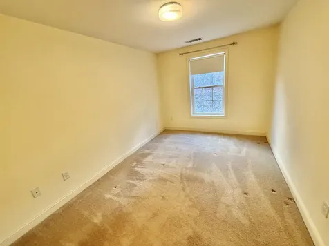 14 Vista Ridge Drive Londonderry NH 03053