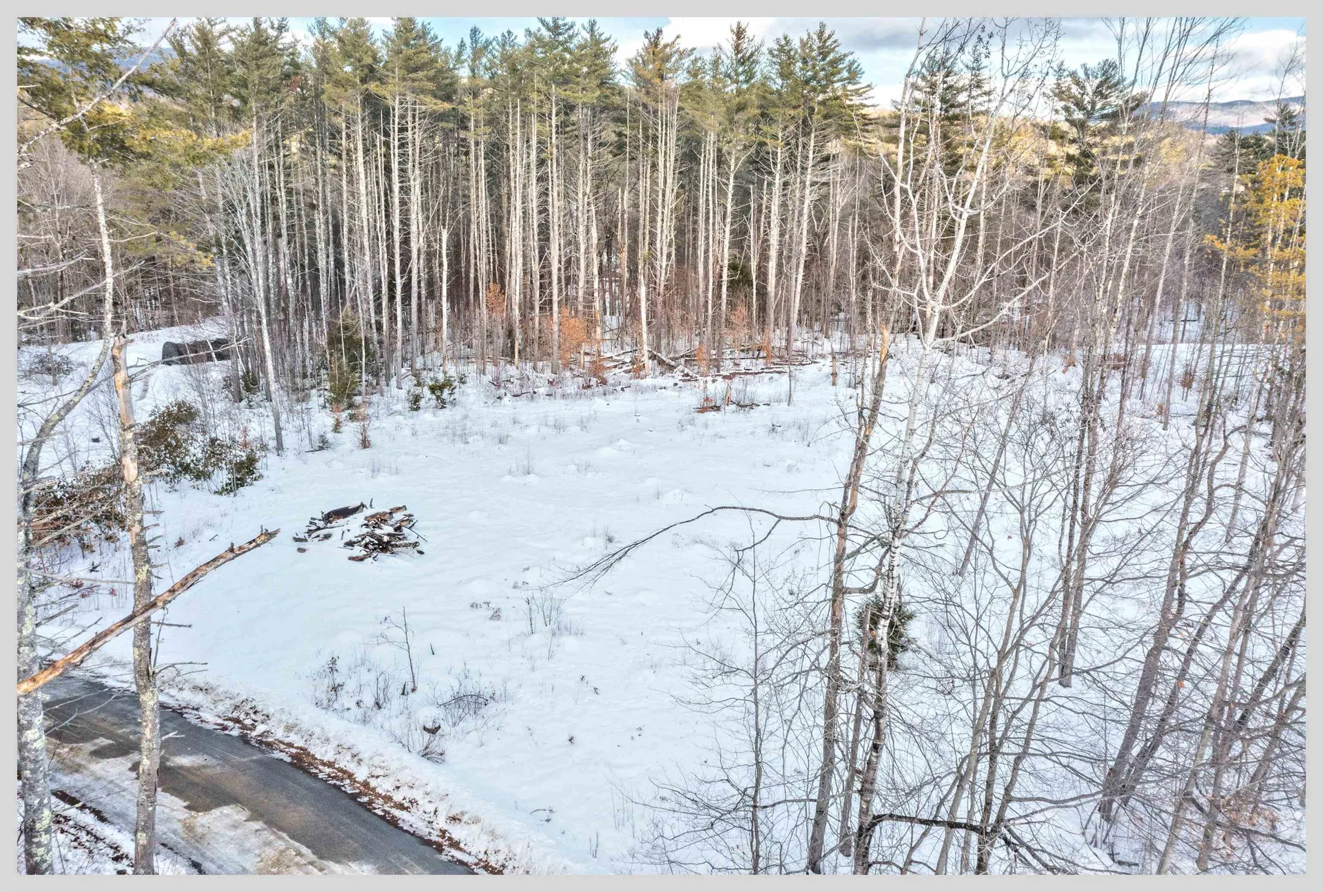 7 Country Lane Hebron NH 03241