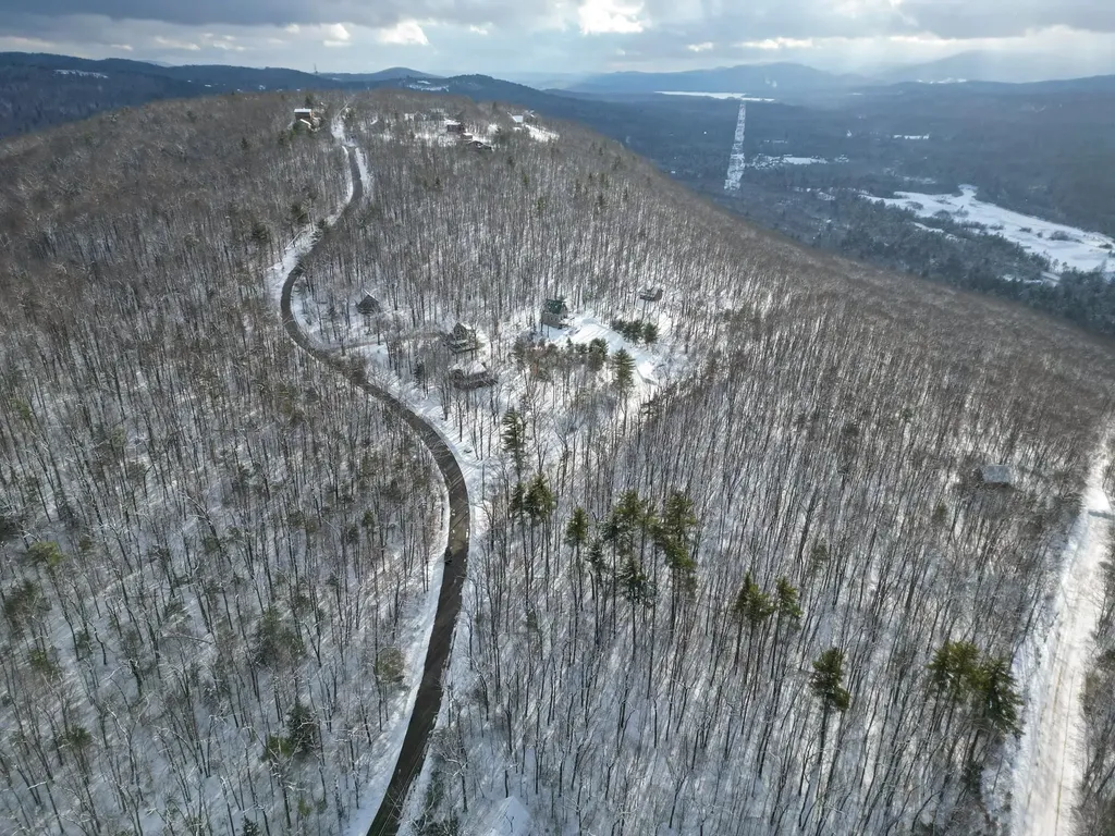 13 Klausen Road Madison NH 03849