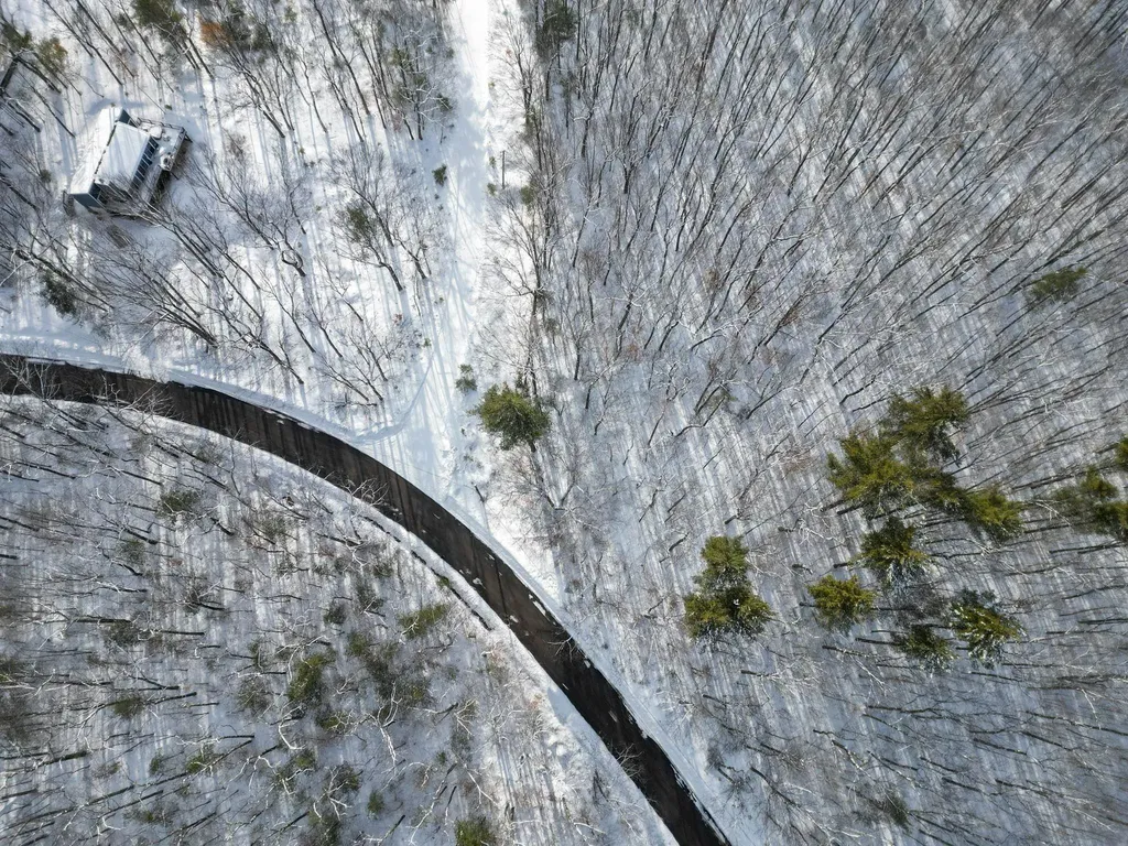 13 Klausen Road Madison NH 03849