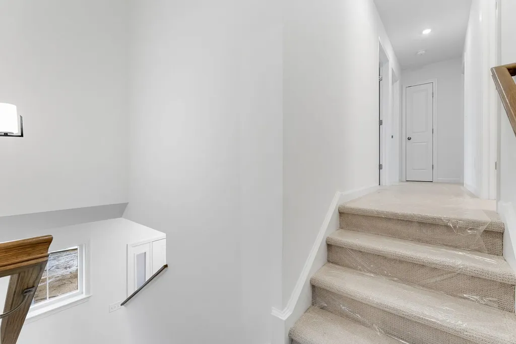 10 Dogwood Circle Milton VT 05468