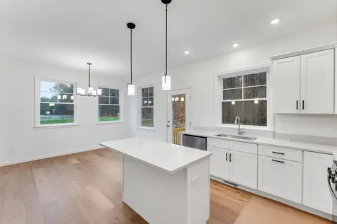 10 Dogwood Circle Milton VT 05468