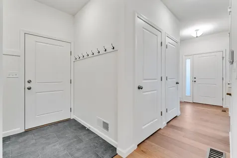 10 Dogwood Circle Milton VT 05468