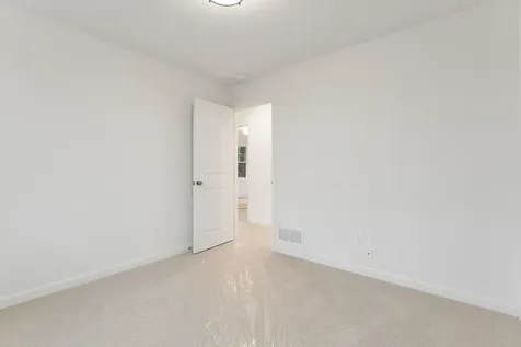 10 Dogwood Circle Milton VT 05468