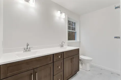 10 Dogwood Circle Milton VT 05468