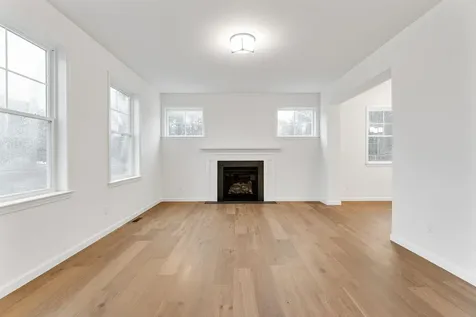 10 Dogwood Circle Milton VT 05468