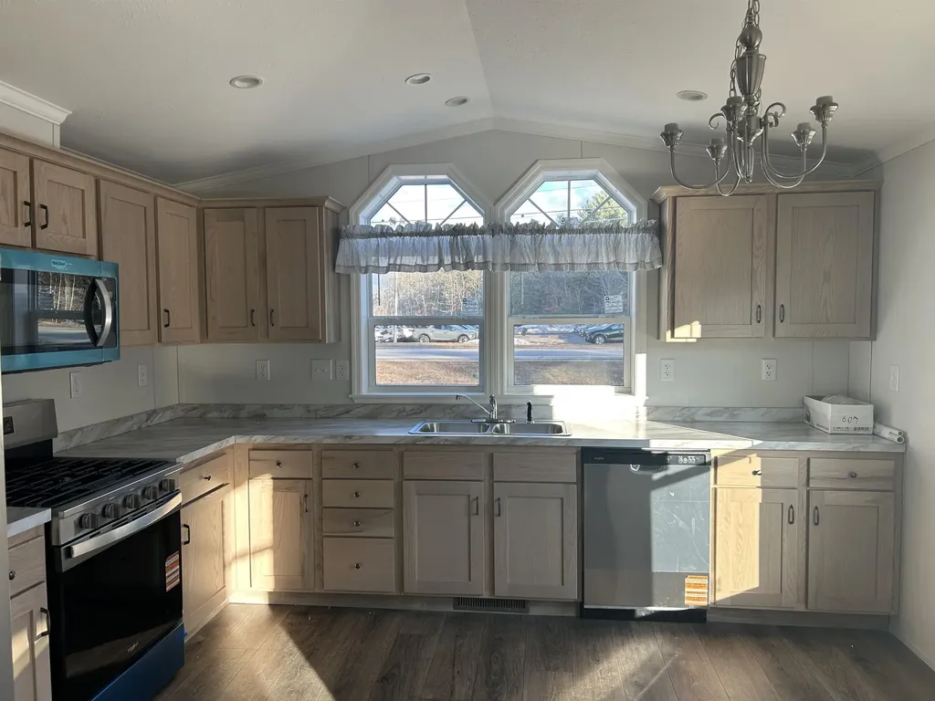 5 Bears Way Somersworth NH 03878