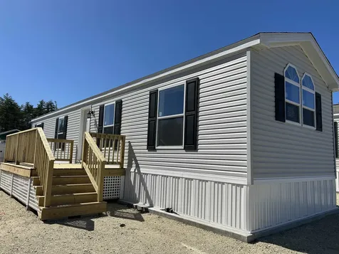 5 Bears Way Somersworth NH 03878