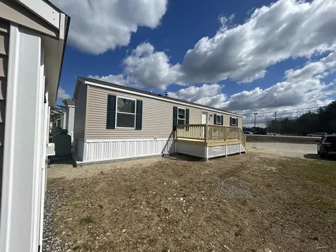 5 Bears Way Somersworth NH 03878