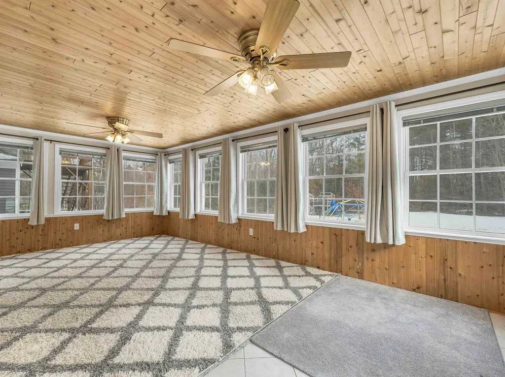 132 Dustin Tavern Road Weare NH 03281