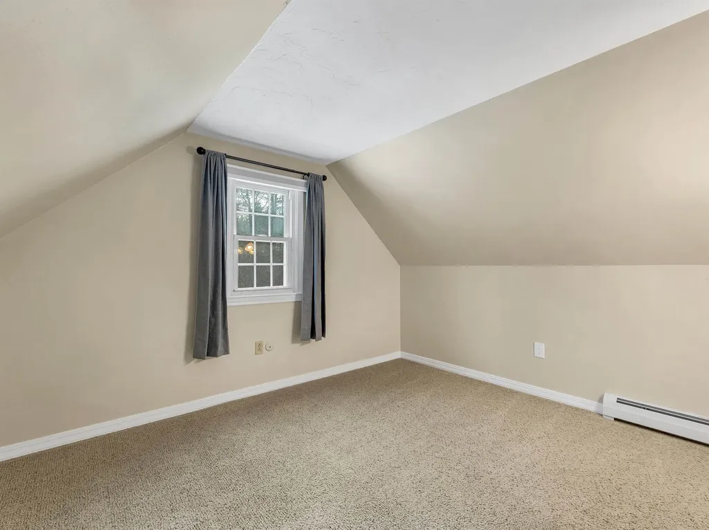 132 Dustin Tavern Road Weare NH 03281