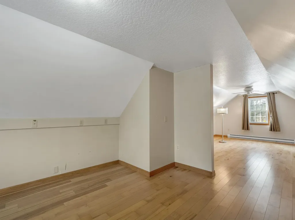 132 Dustin Tavern Road Weare NH 03281